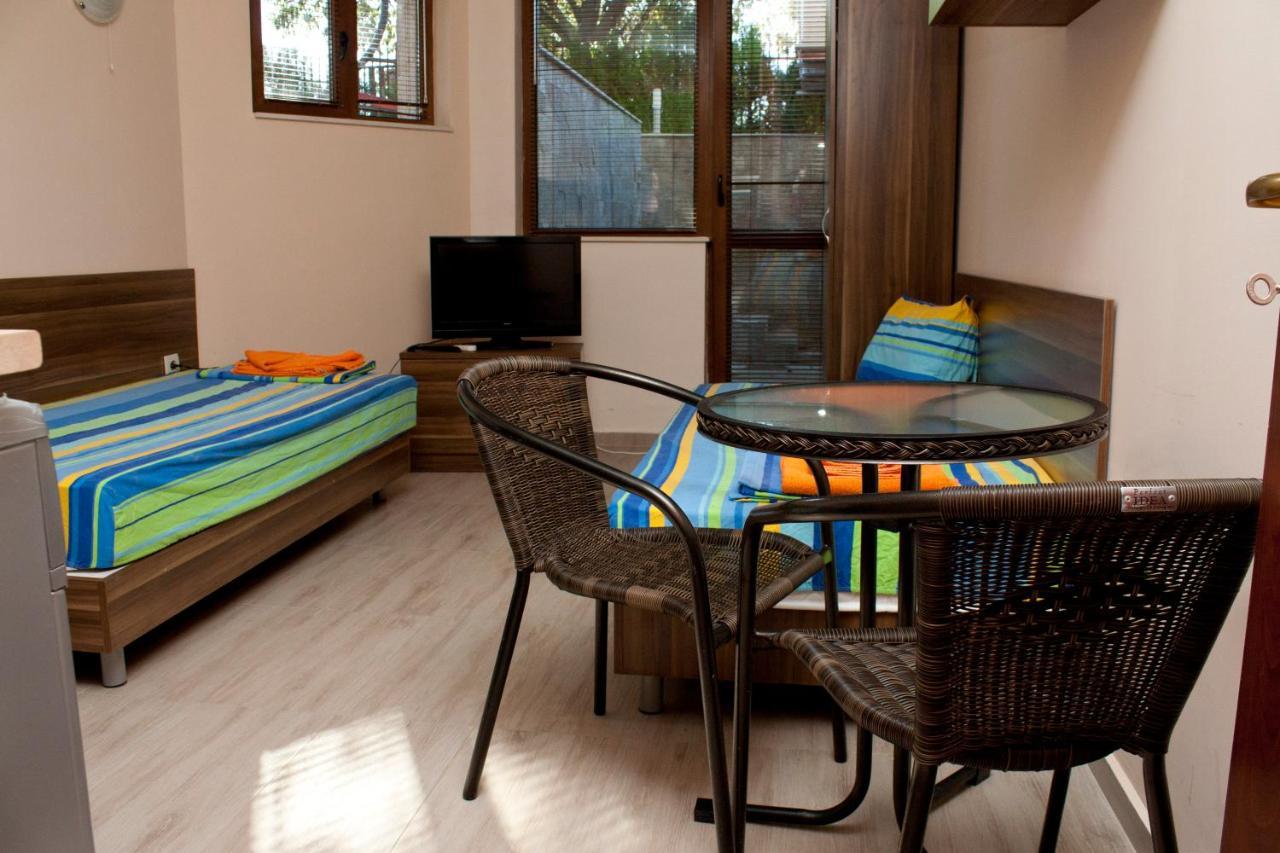 Fantasy Apartments Saint Constantine And Helena Resort St Constantin et Helena Extérieur photo