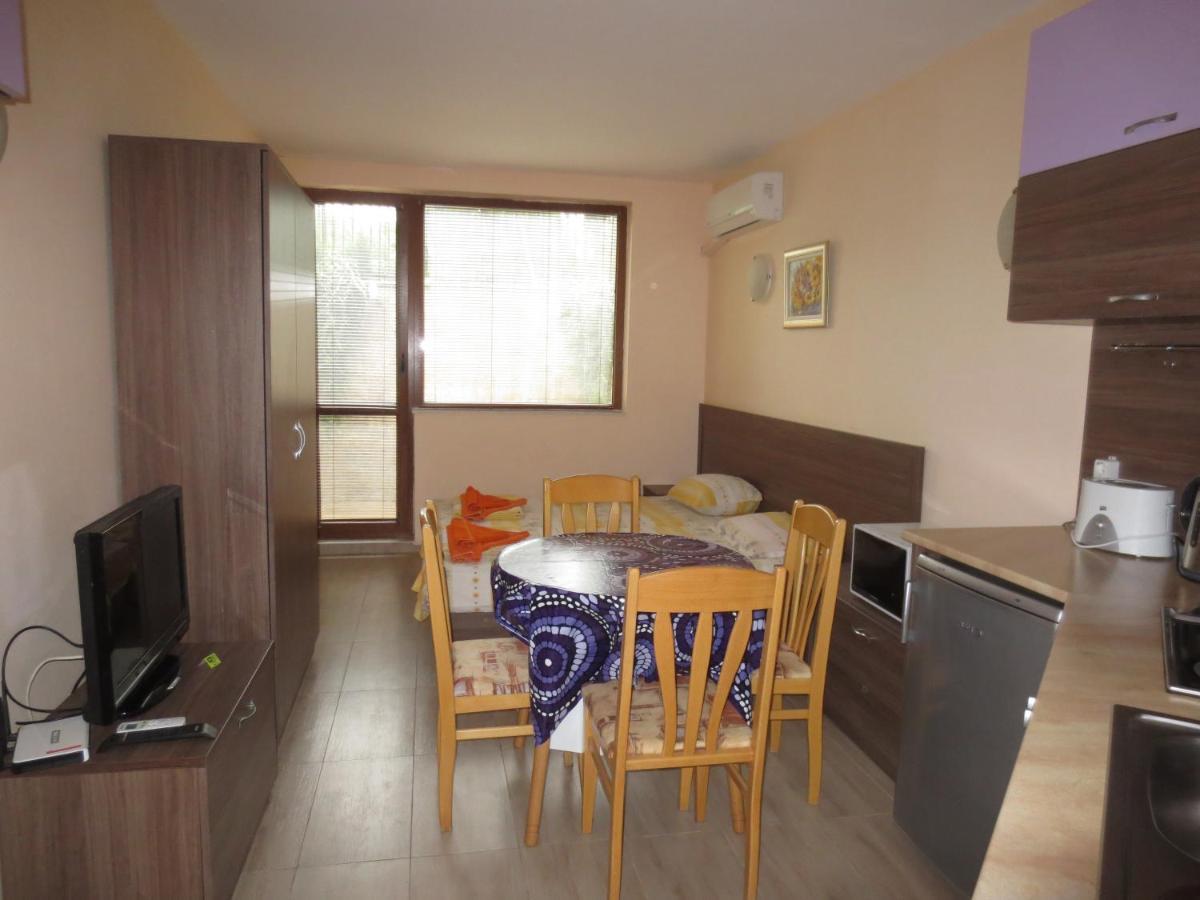 Fantasy Apartments Saint Constantine And Helena Resort St Constantin et Helena Extérieur photo