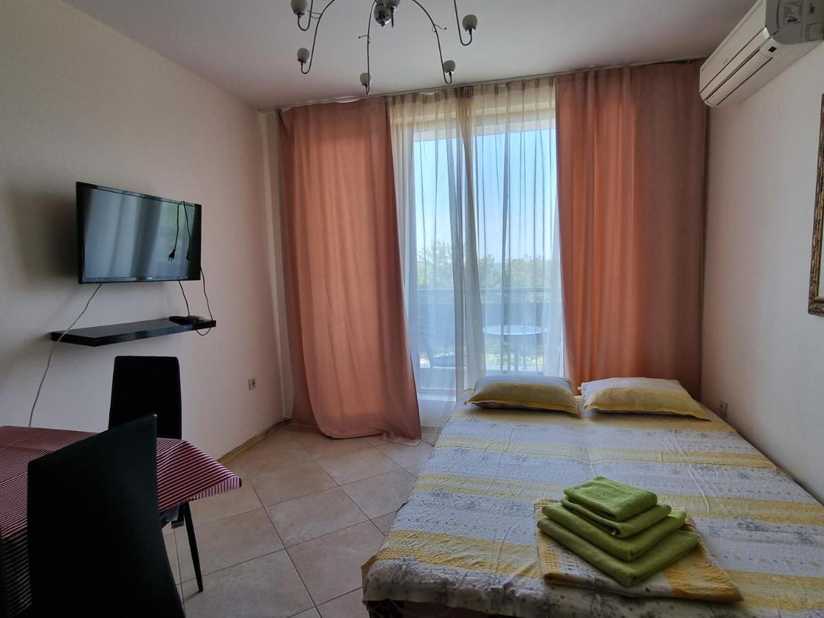 Fantasy Apartments Saint Constantine And Helena Resort St Constantin et Helena Extérieur photo